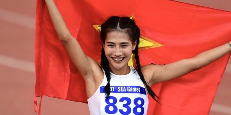 Khuất Phương Anh